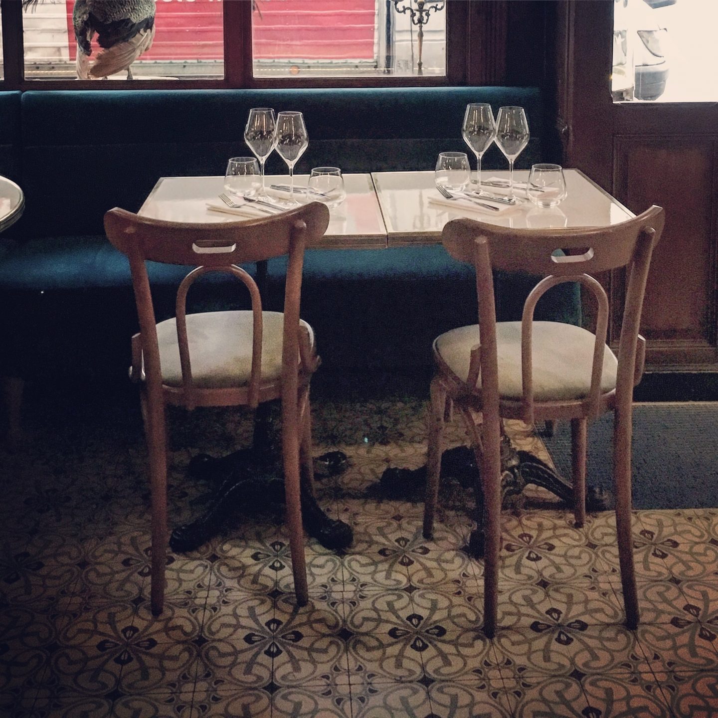 Re-voir Paris