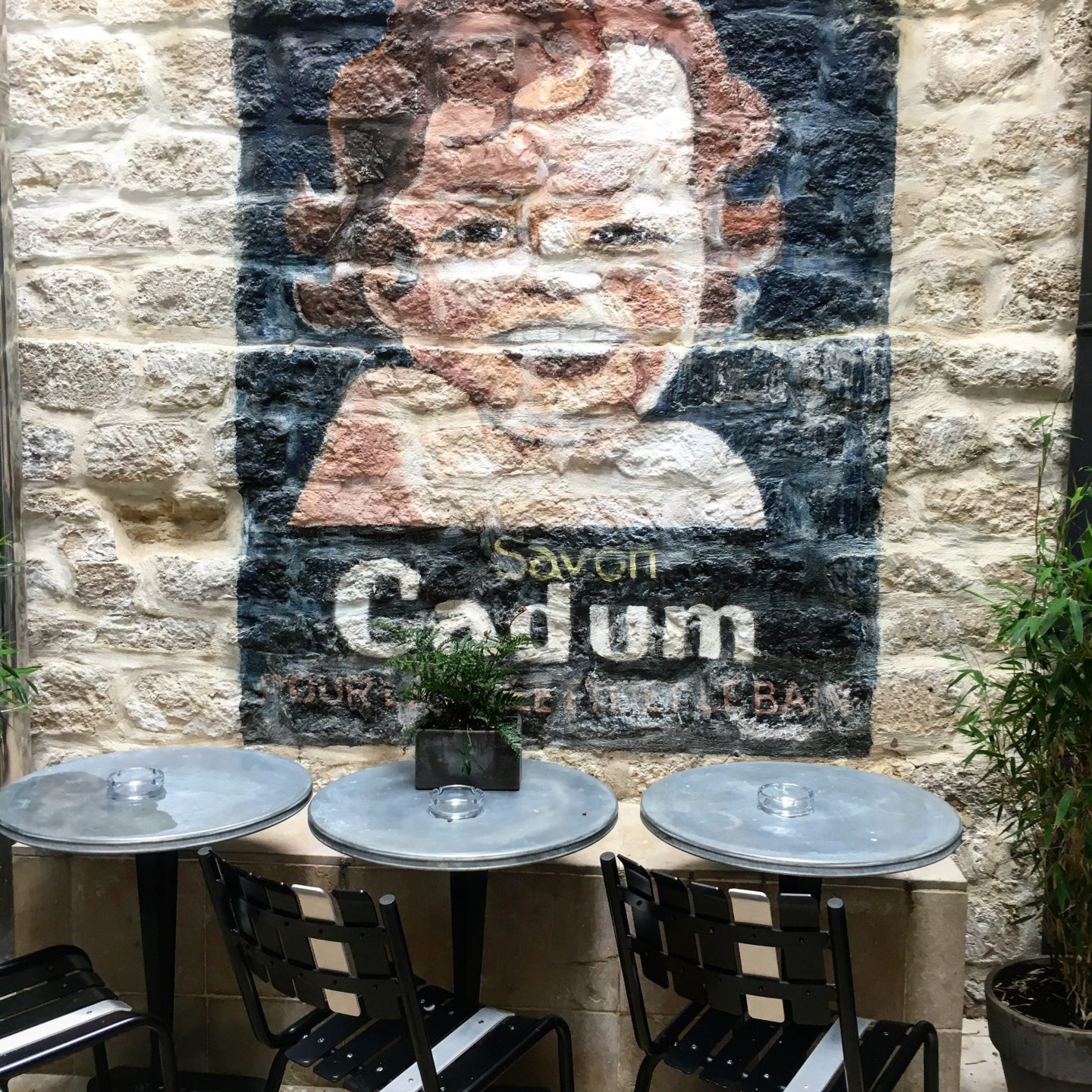 Re-voir Paris