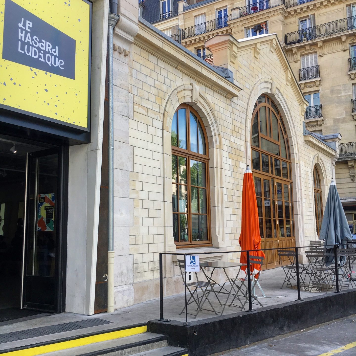 Re-voir Paris
