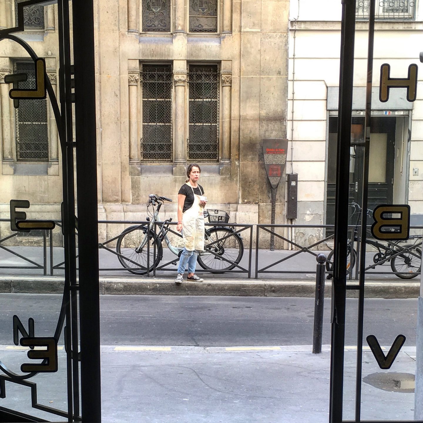 Re-voir Paris