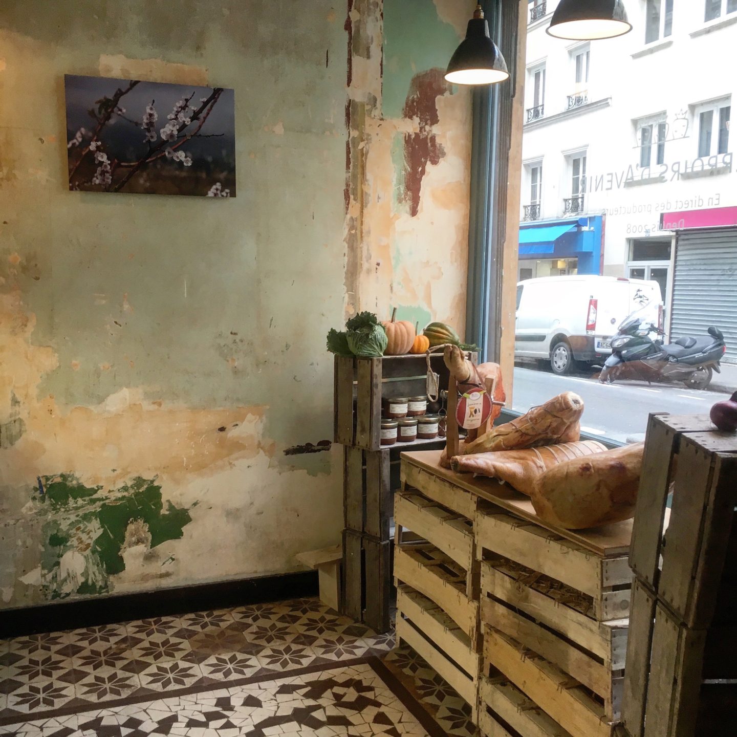 Re-voir Paris
