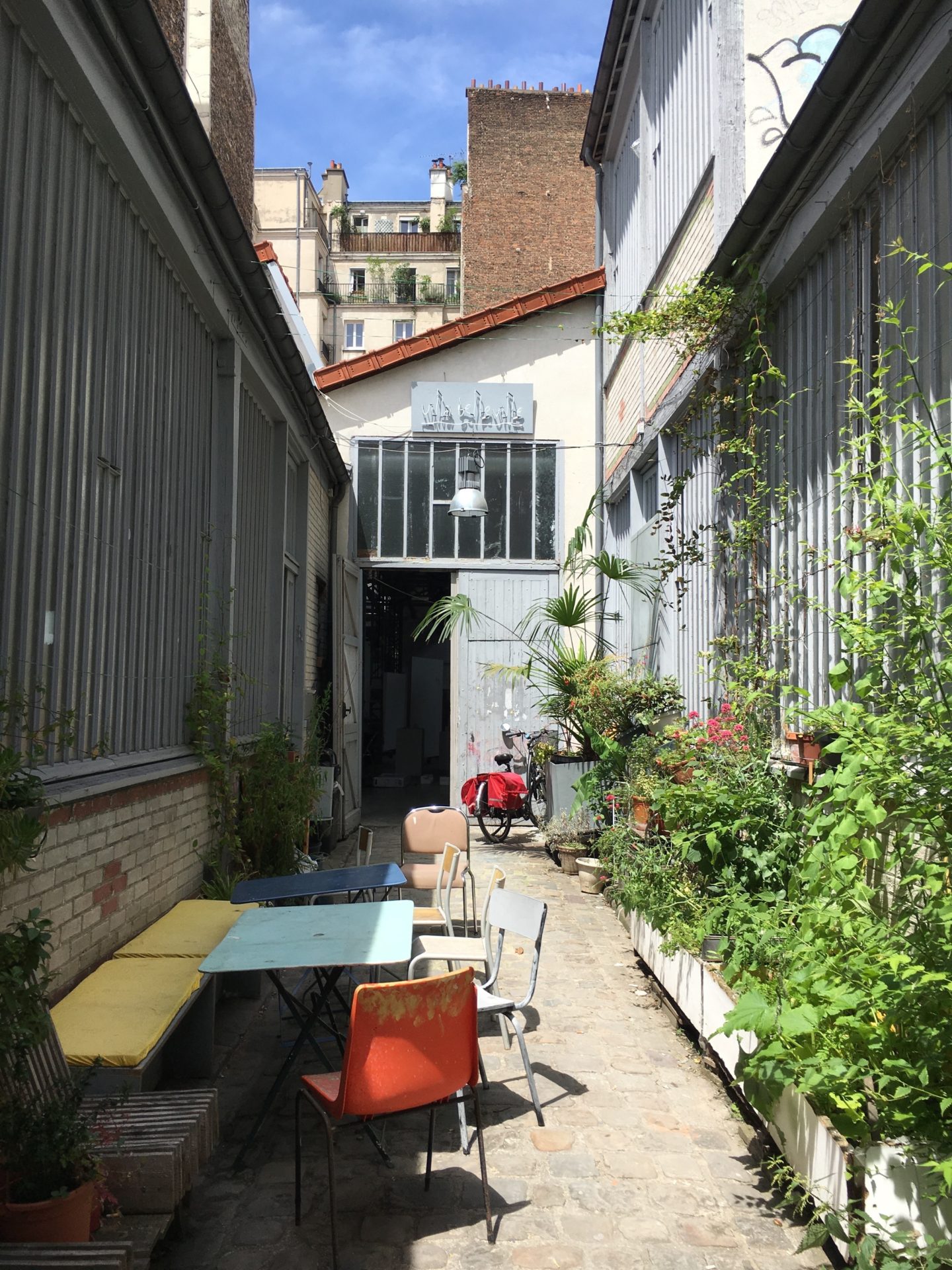 Re-voir Paris