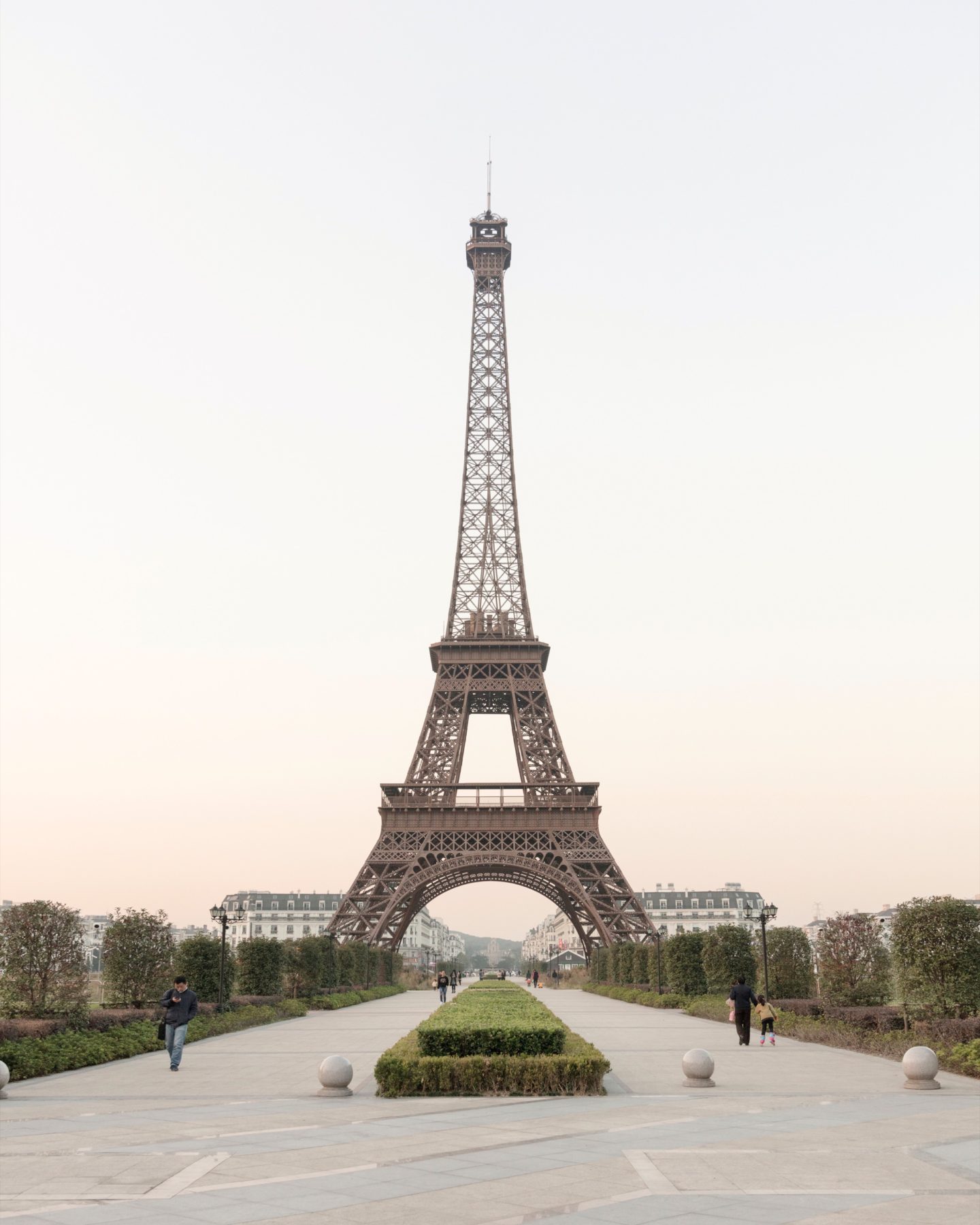 Re-voir Paris