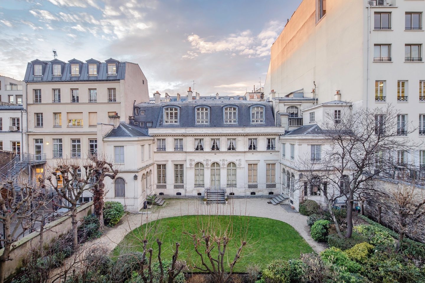 Re-voir Paris