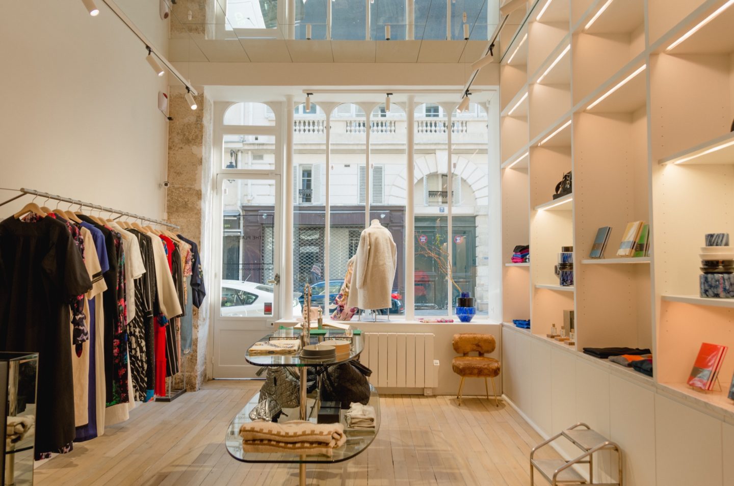Re-voir Paris